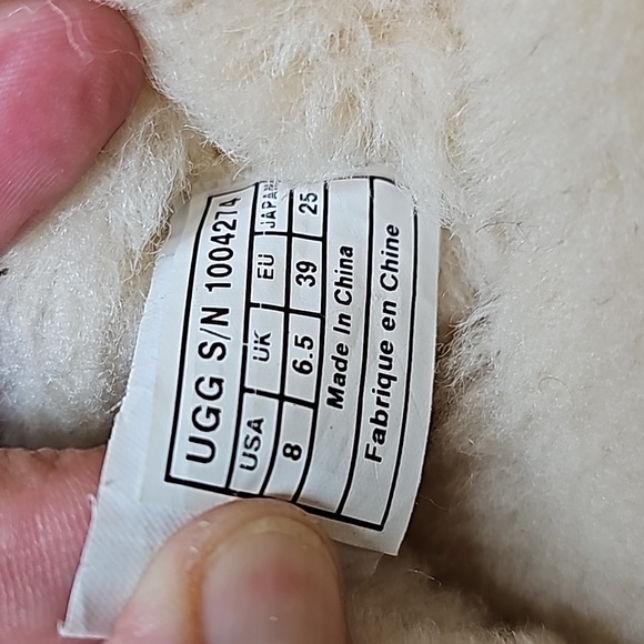 UGG Moccasins Chestnut - Picture 8 of 10